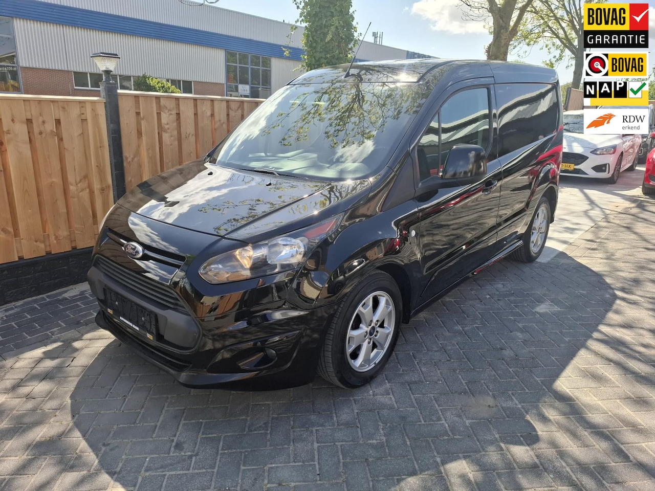 Ford Transit Connect - 1.0 Ecoboost L2 Trend Grijs kenteken BENZINE - AutoWereld.nl