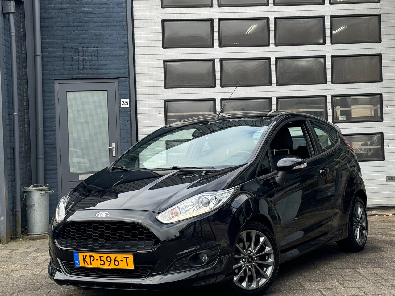 Ford Fiesta - 1.0 EcoBoost ST Line | Clima | Cruise | Navi | N.A.P - AutoWereld.nl