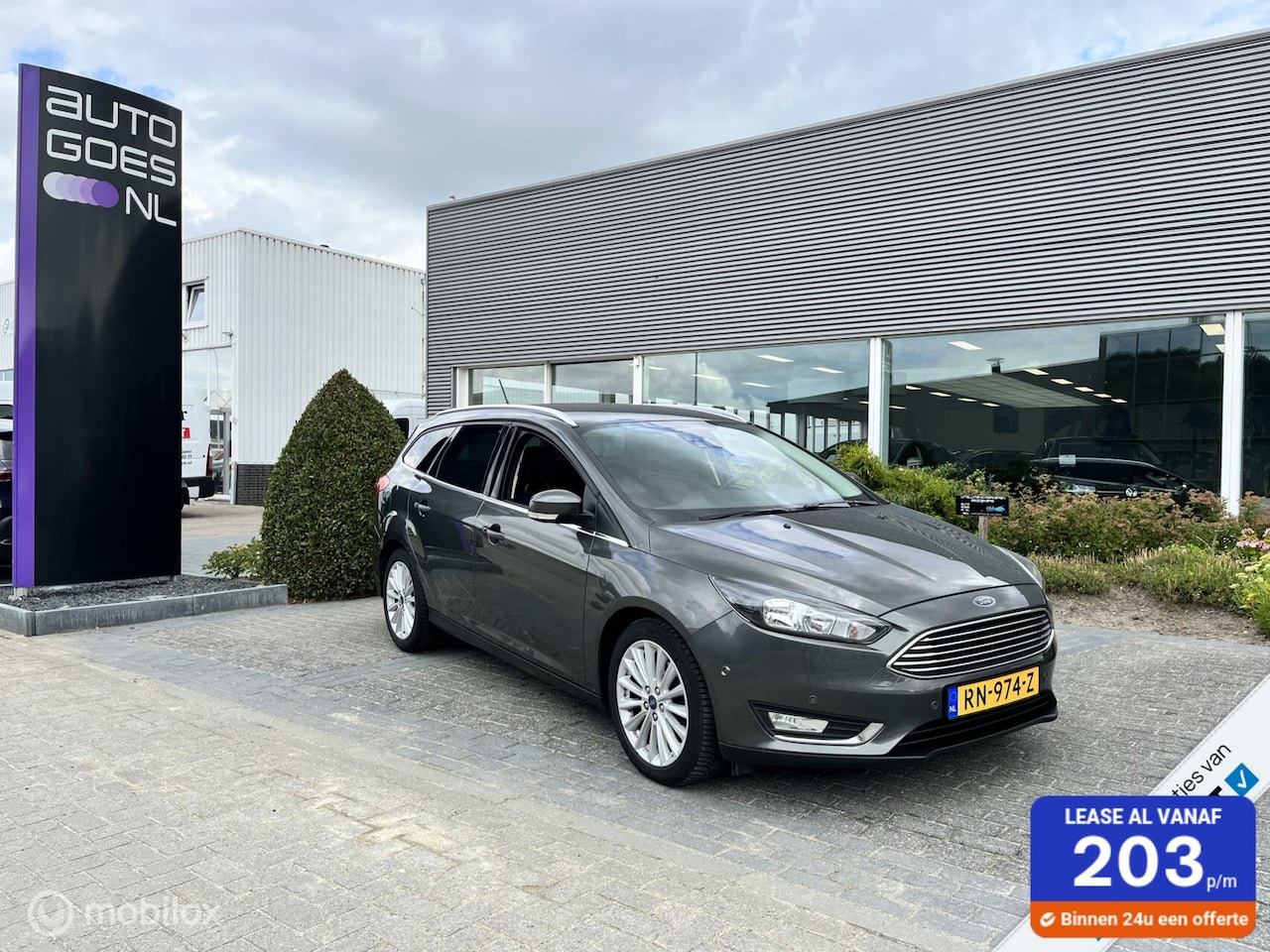 Ford Focus Wagon - 1.5 Titanium 1.5 Titanium 183PK ! - AutoWereld.nl