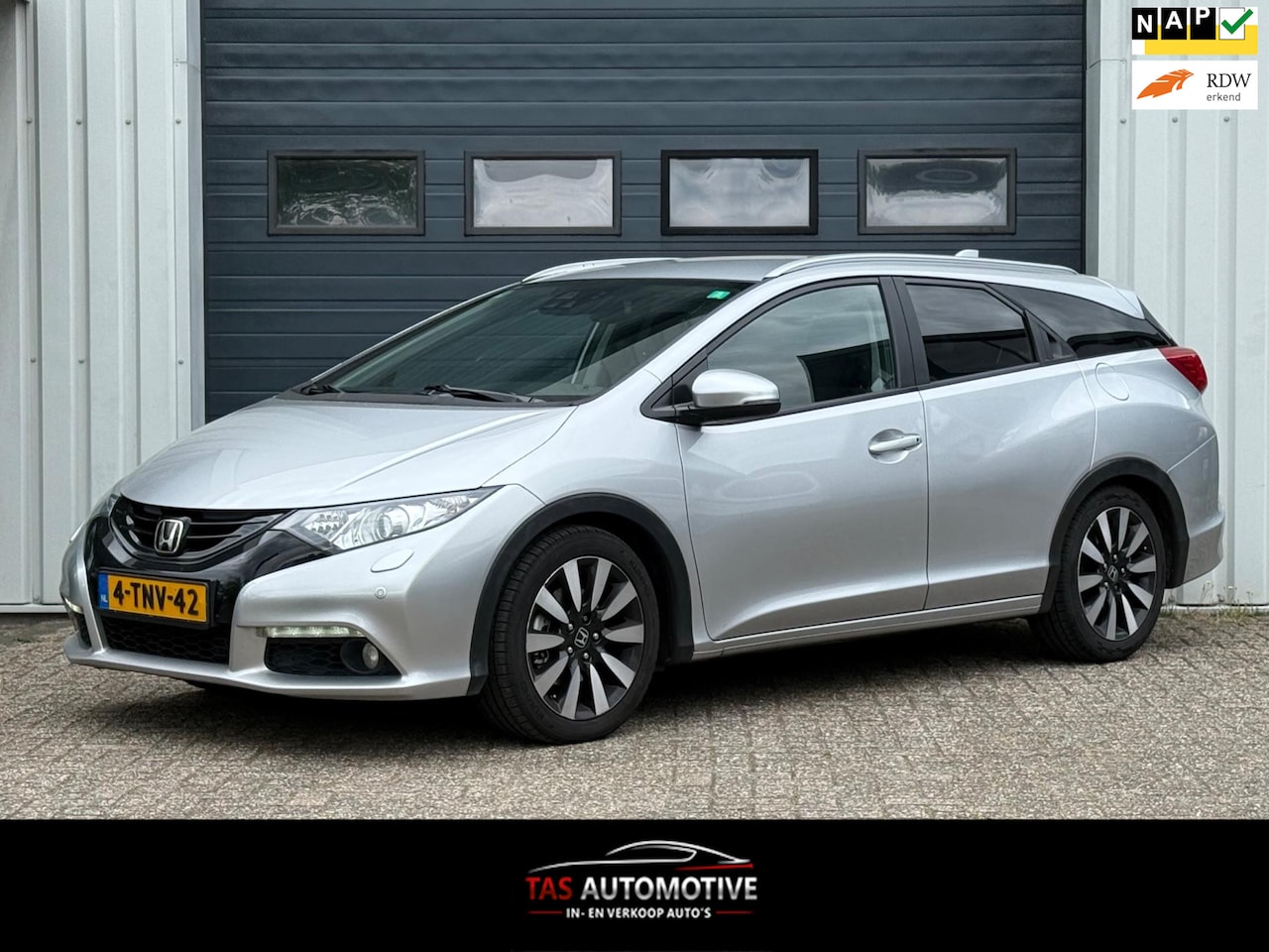Honda Civic Tourer - 1.6D Executive NAVI/PDC/CRUISE/CLIMA - AutoWereld.nl