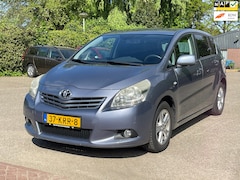 Toyota Verso - 1.8 VVT-i Dynamic, Navi, A.camera, Stoelverwarming, Trekhaak, Airco