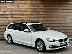 BMW 3-serie Touring - 318i LCI | Pano | Automaat | Cruise