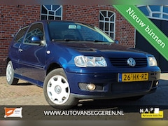 Volkswagen Polo - 1.4 - Elek. ramen/spiegels / APK Nov. 2025