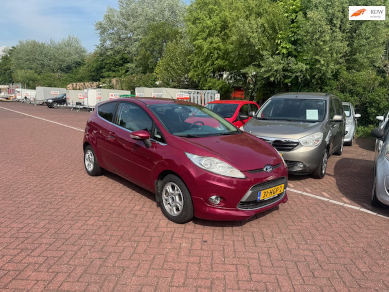 Ford Fiesta - 1.4 Titanium airco! elektrische ramen! centrale deurvergrendeling op afstandsbediening! - AutoWereld.nl