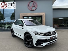 Volkswagen Tiguan - 1.5 TSI 150pk DSG R-Line Blackstyle | Panoramadak | Trekhaak | Rijklaar incl. 1 jaar Bovag