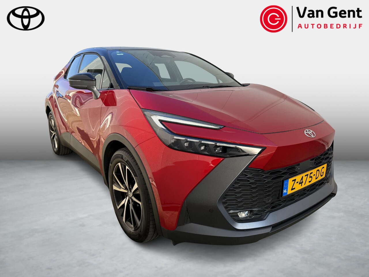 Toyota C-HR - 2.0 Hybrid 200 First Edition | Navigatie | Dodehoek | 360 camera | Adaptive Cruise Control - AutoWereld.nl