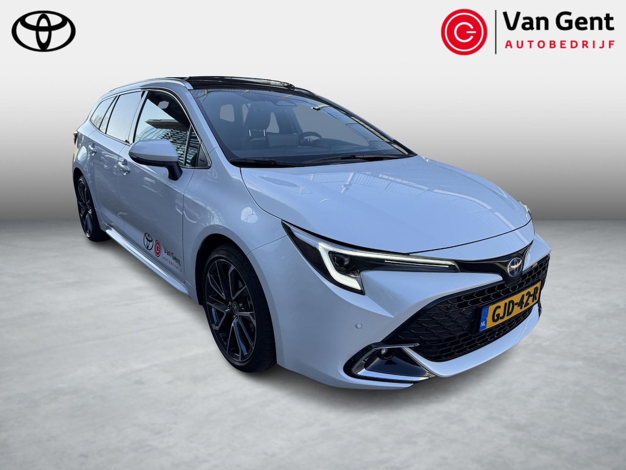 Toyota Corolla Touring Sports - Hybrid 140 Executive | Panoramadak | Dodehoek | JBL | Stoelverwarming | 19 inch - AutoWereld.nl