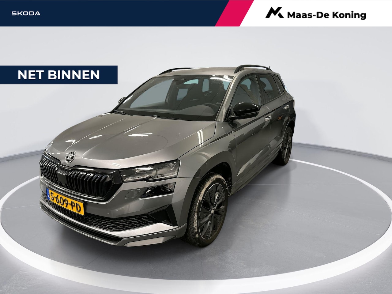 Skoda Karoq - 1.5 Tsi 150pk DSG ACT Sportline Business · Keyless · Camera · Elek. Trekhaak ·· Apple/Andr - AutoWereld.nl
