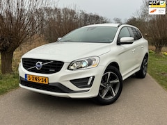Volvo XC60 - 2.4 D4 Ocean Race R-Design / Automaat / Airco / Navi / Luxe Leder / Trekhaak / Distributie
