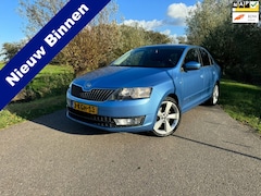 Skoda Rapid - 1.2 TSI Greentech Elegance Businessline / Airco / Navi Fullmap / Cruise Control / LM velg