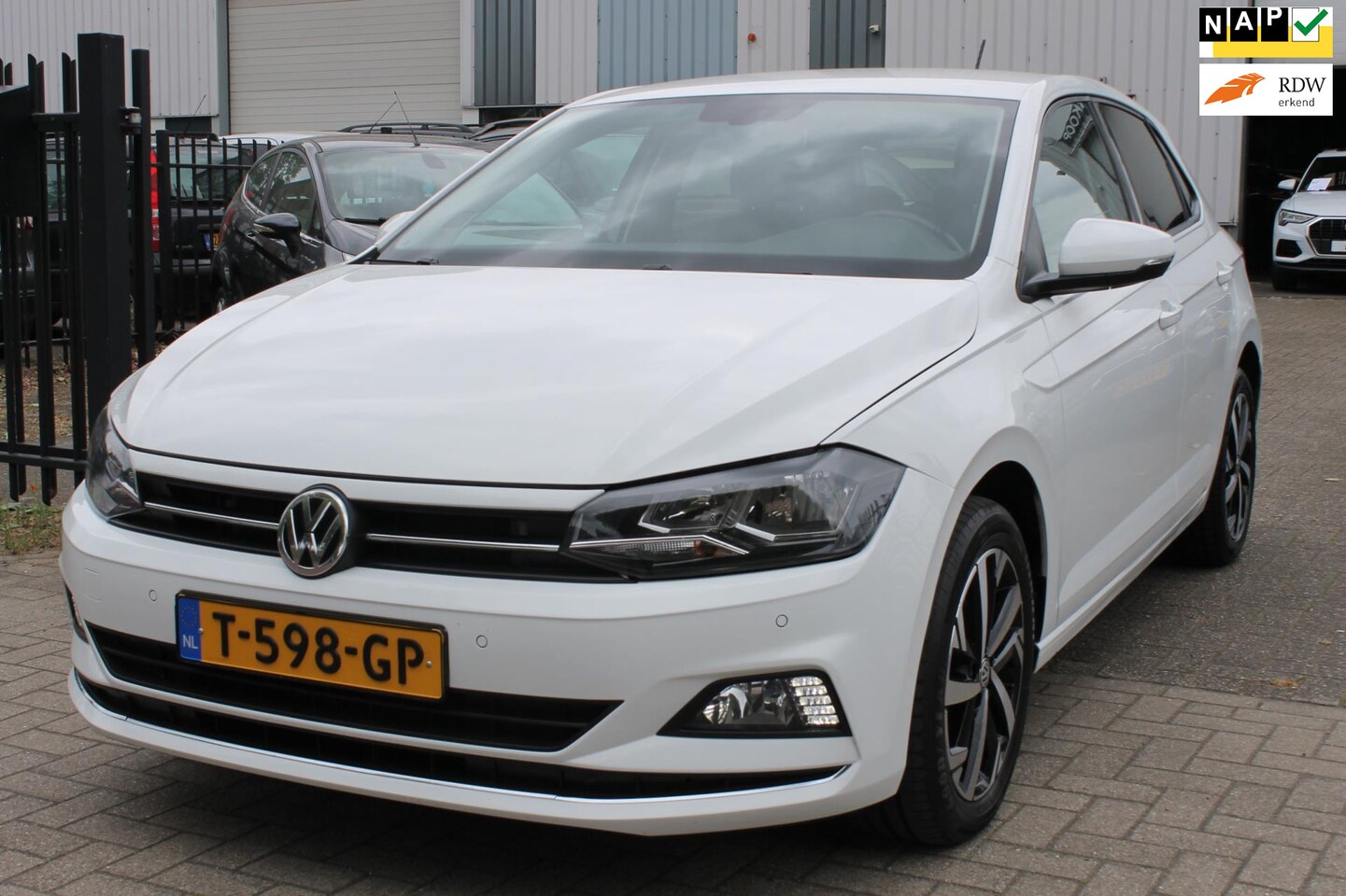 Volkswagen Polo - 1.0 TSI Highline Navi Carplay Clima Cruise - AutoWereld.nl