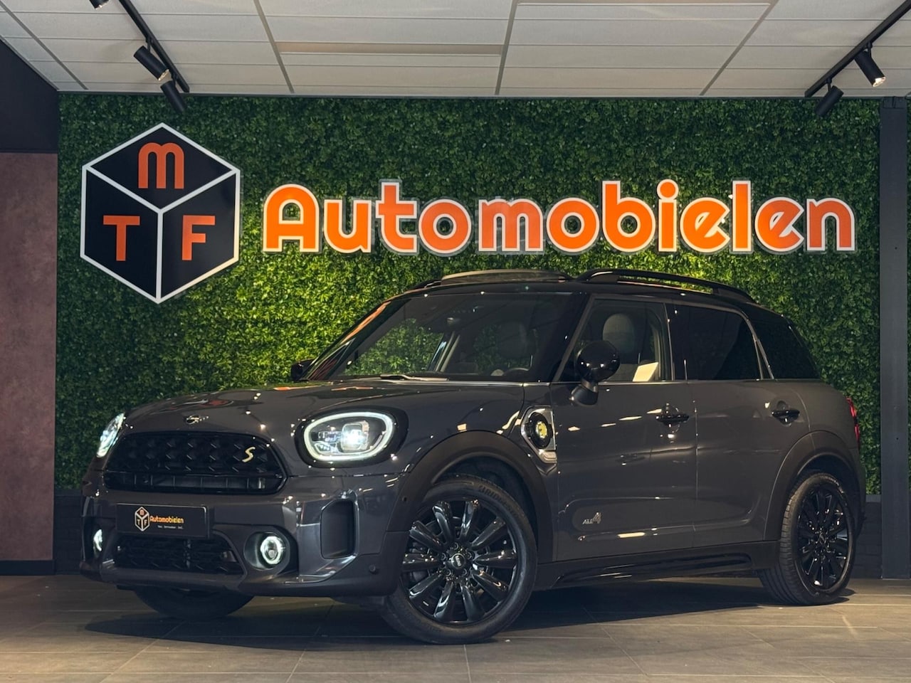 MINI Countryman - Mini 2.0 Cooper S E ALL4 224 PK |PANO|VIRTUAL|HARMANKARDKON - AutoWereld.nl