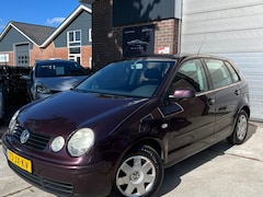 Volkswagen Polo - 1.4-16V Highline