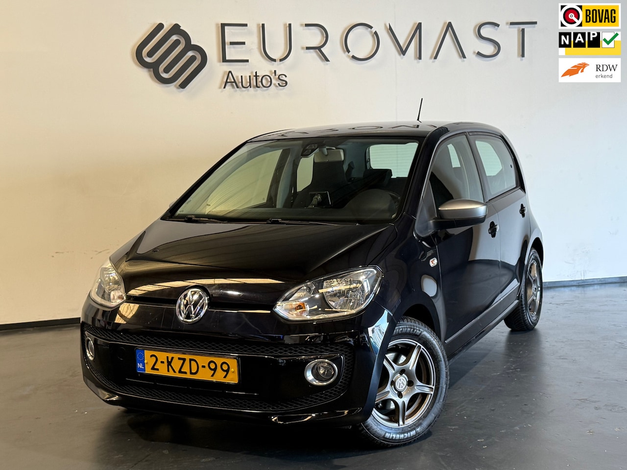 Volkswagen Up! - 1.0 cheer up! BlueMotion Navi Airco 5d Nieuwe Apk - AutoWereld.nl