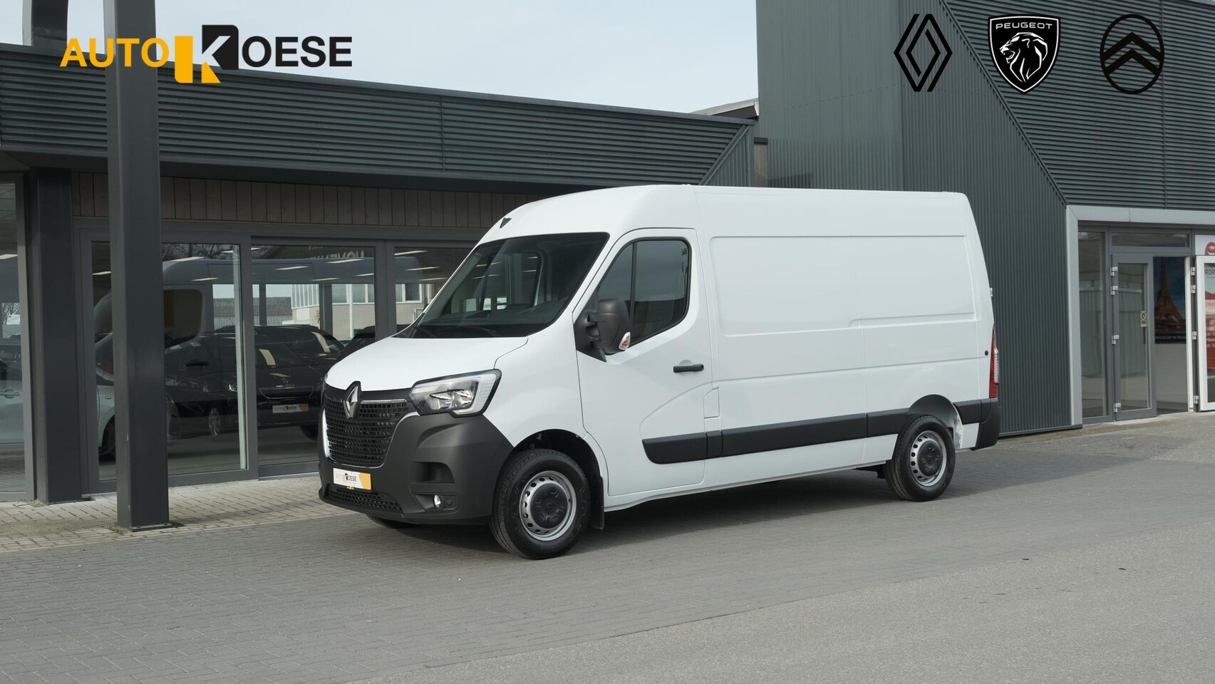 Renault Master - T35 2.3 dCi 135 L2H2 Comfort | Direct Leverbaar | Navigatie | Parkeersensoren | Airco | Cr - AutoWereld.nl