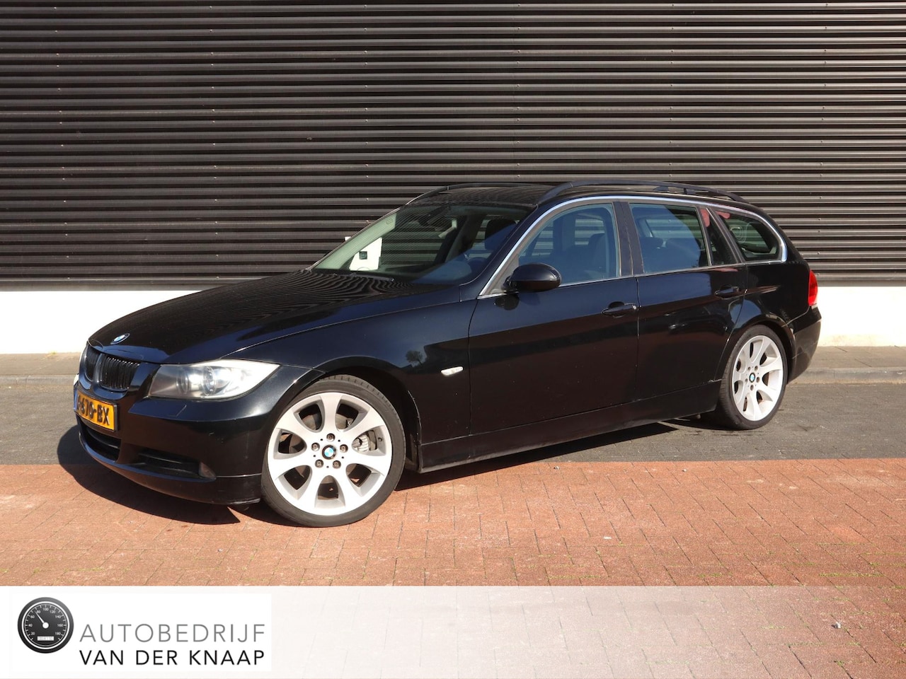 BMW 3-serie Touring - 325i | Clima | Cruise | Leder | PDC | Stoelverwarming | - AutoWereld.nl