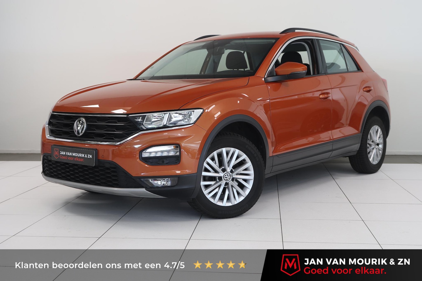 Volkswagen T-Roc - 1.0 TSI Style | Airco | Parkeersensoren | Navigatie | Adaptieve Cruise control | Apple Car - AutoWereld.nl