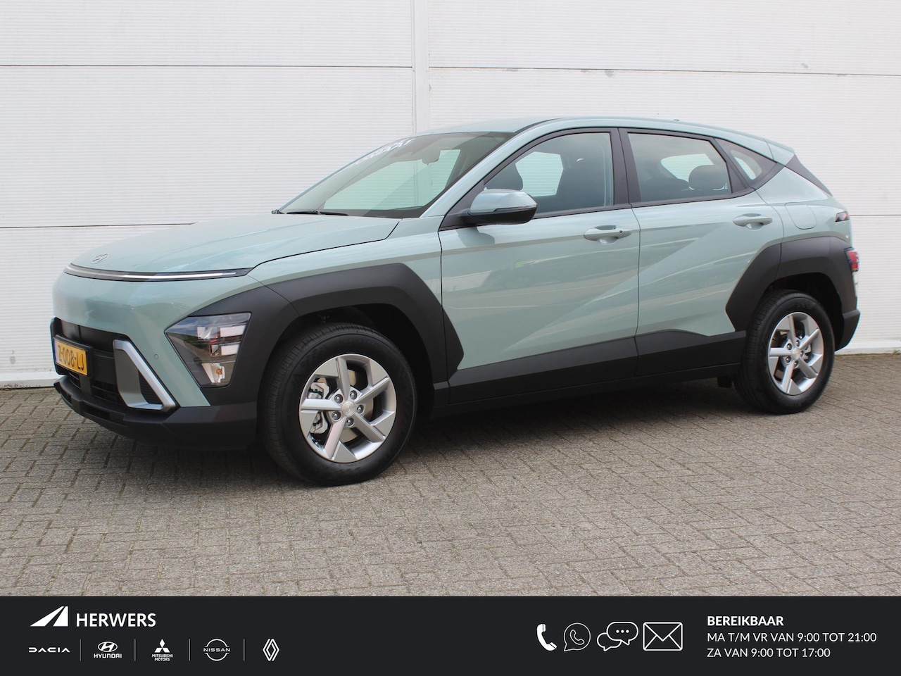 Hyundai Kona - 1.6 GDI HEV Comfort / Navigatie + Apple Carplay/Android Auto / Climate Control / Achteruit - AutoWereld.nl