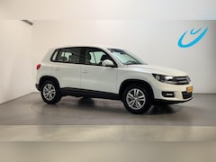 Volkswagen Tiguan - 1.4 TSI Edition Navigatie Parkeersensoren Cruise Control Stoelverwarming
