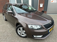 Skoda Octavia Combi - 1.2 TSI Greentech Ambition Businessline / Navi / PDC / Cruise