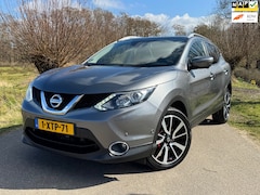Nissan Qashqai - 1.2 Tekna /Automaat / Airco / Navi / Camera / Leder / Panoramadak / Trekhaak / Volledig en