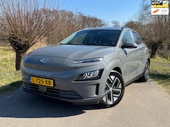 Hyundai Kona Electric - EV Fashion Design 39 kWh / Airco / Navi - Apple/Android / Camera / Schuif-Open dak / PDC /