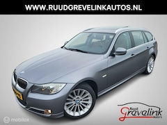 BMW 3-serie Touring - 320i 163 PK AUTOMAAT Navi Panodak Leer Stoelverw Trekhaak