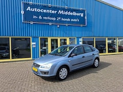 Ford Focus - 1.6-16V Trend