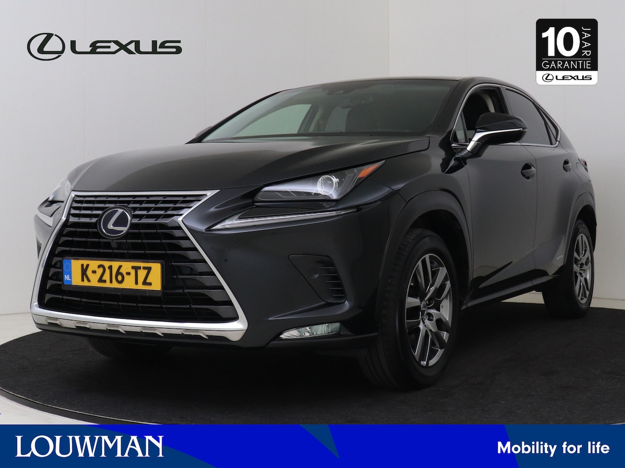 Lexus NX - 300h AWD Luxury Line Limited | Panoramadak | Premium Navigatie | Safety System | - AutoWereld.nl