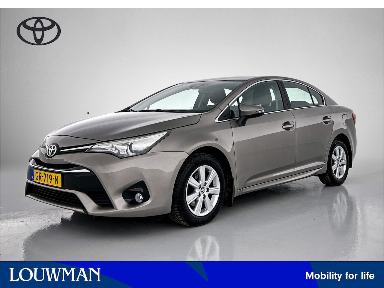 Toyota Avensis - 1.8 VVT-i Aspiration | Trekhaak | Camera | LM Velgen | - AutoWereld.nl
