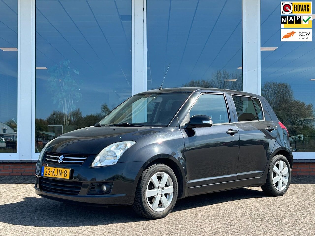 Suzuki Swift - 1.3 Limited 5-deurs - Airco - LM - Nieuwe APK - AutoWereld.nl