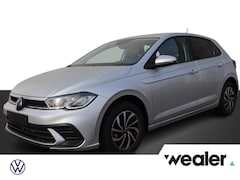 Volkswagen Polo - Life Edition 1.0 70 kW / 95 pk TSI Hatchback 7 ver sn. DSG | Vierseizoenenbanden | Multime