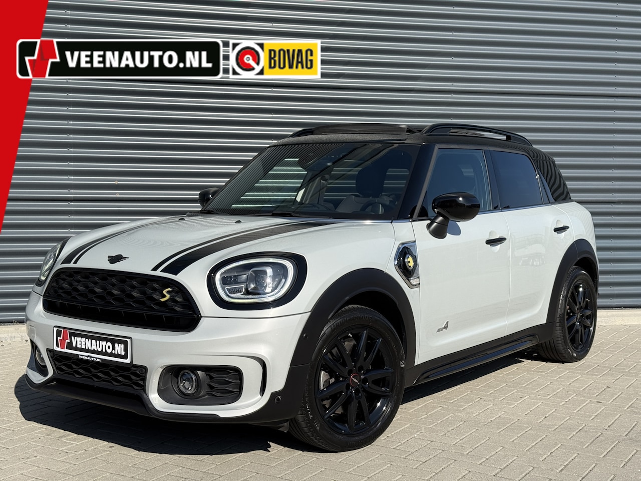 MINI Countryman - 2.0 Cooper S E ALL4 John Cooper Works AS ZATERDAG GESLOTEN - AutoWereld.nl