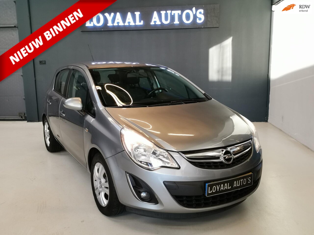 Opel Corsa - 1.2-16V Cosmo | AIRCO | CRUISE | ELEK.RAMEN | APK. - AutoWereld.nl