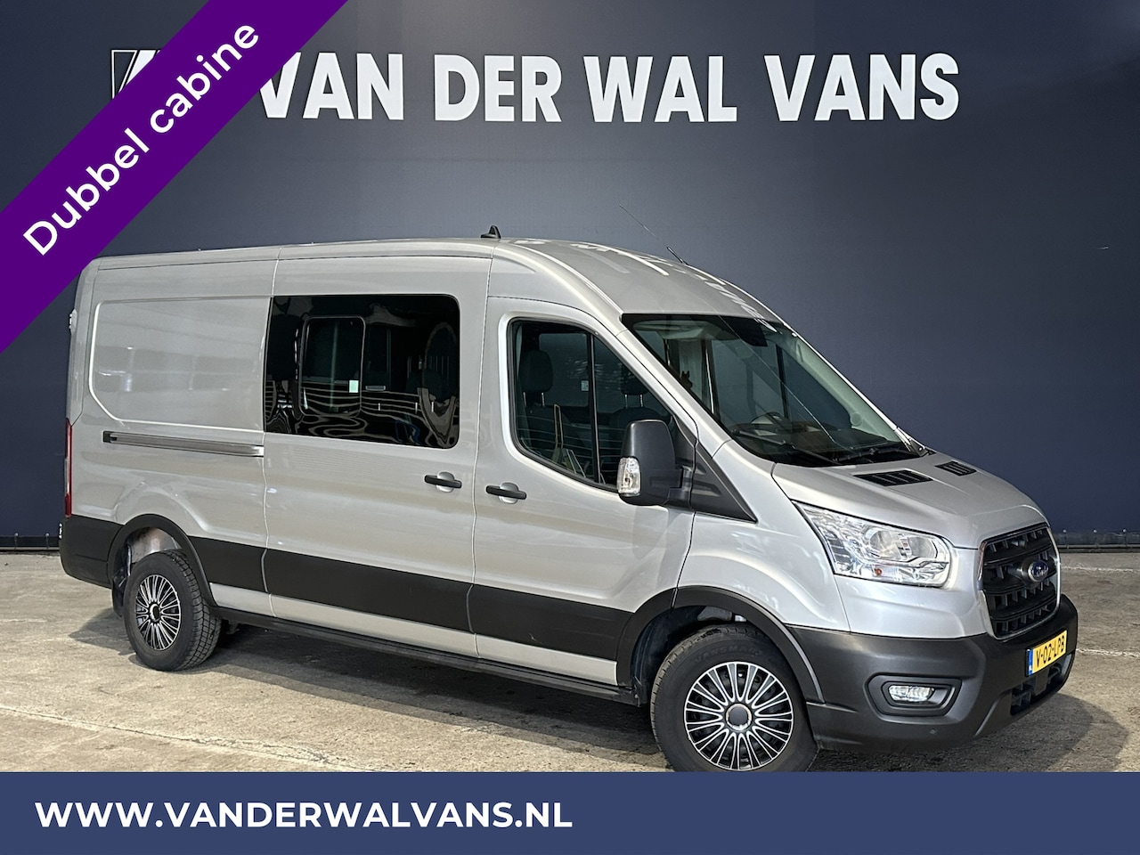 Ford Transit - 2.0 TDCI 131pk L3H2 Dubbele Cabine Euro6 Airco | 6-Zits | 2500kg Trekhaak | Cruisecontrol - AutoWereld.nl