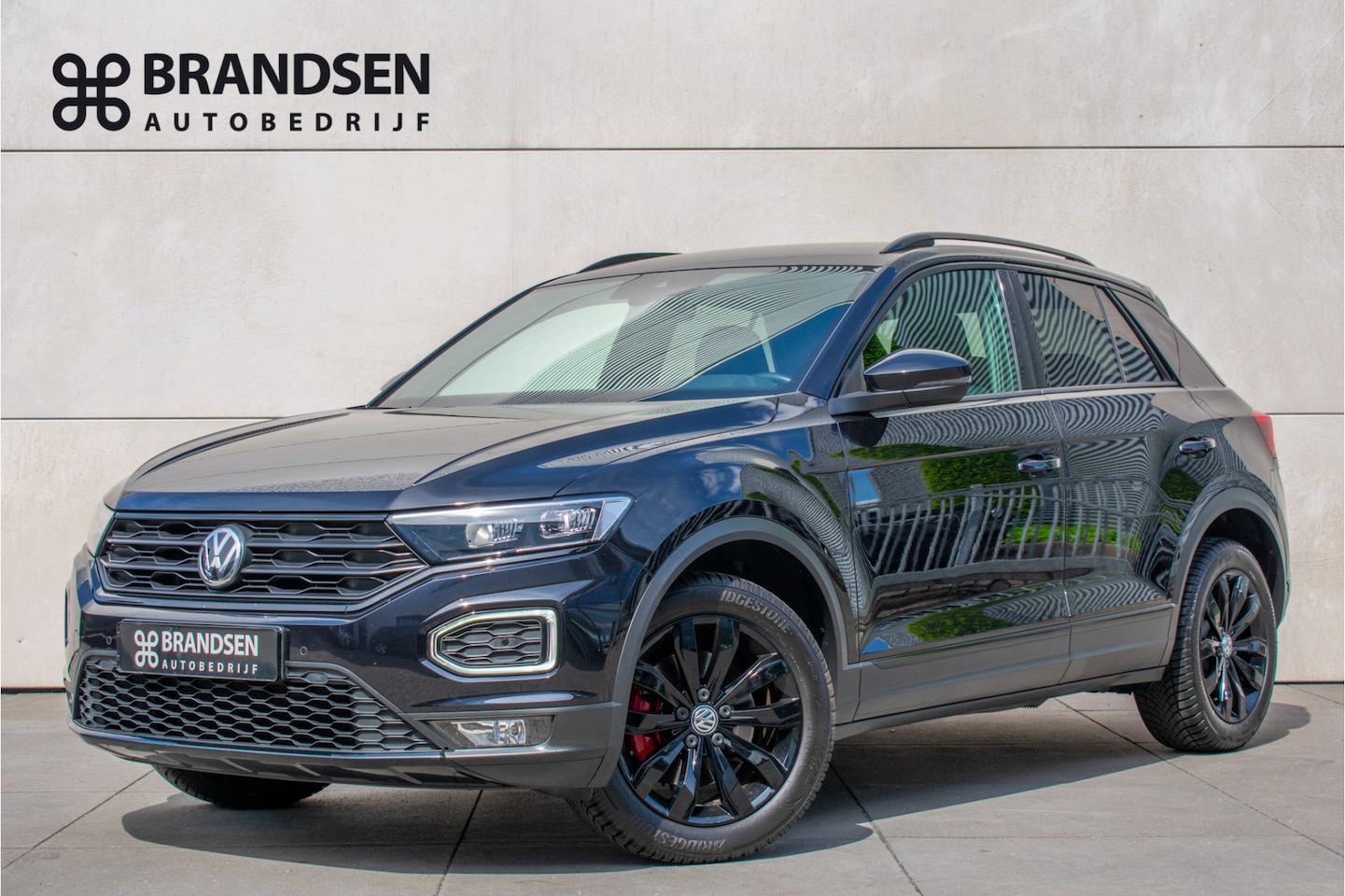 Volkswagen T-Roc - 1.5 TSI Sport Led-ACC-17''-stoel/stuurverw-Navi-Acamera - AutoWereld.nl