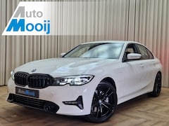 BMW 3-serie - 320e *Sportline* 19" M-sport velgen / Leder / Stoelverwarming / Apple Carplay / Camera / L