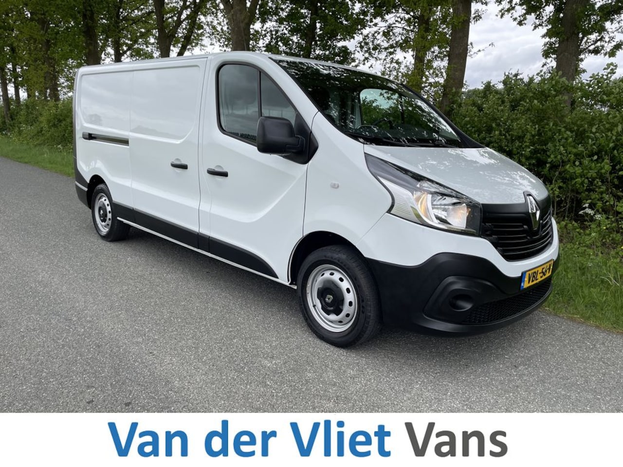 Renault Trafic - 1.6 dCi E6 Comfort 3 Zits BPM Vrij! Lease €246 p/m, Laadbrug, Airco, Navi, PDC, Volledig o - AutoWereld.nl