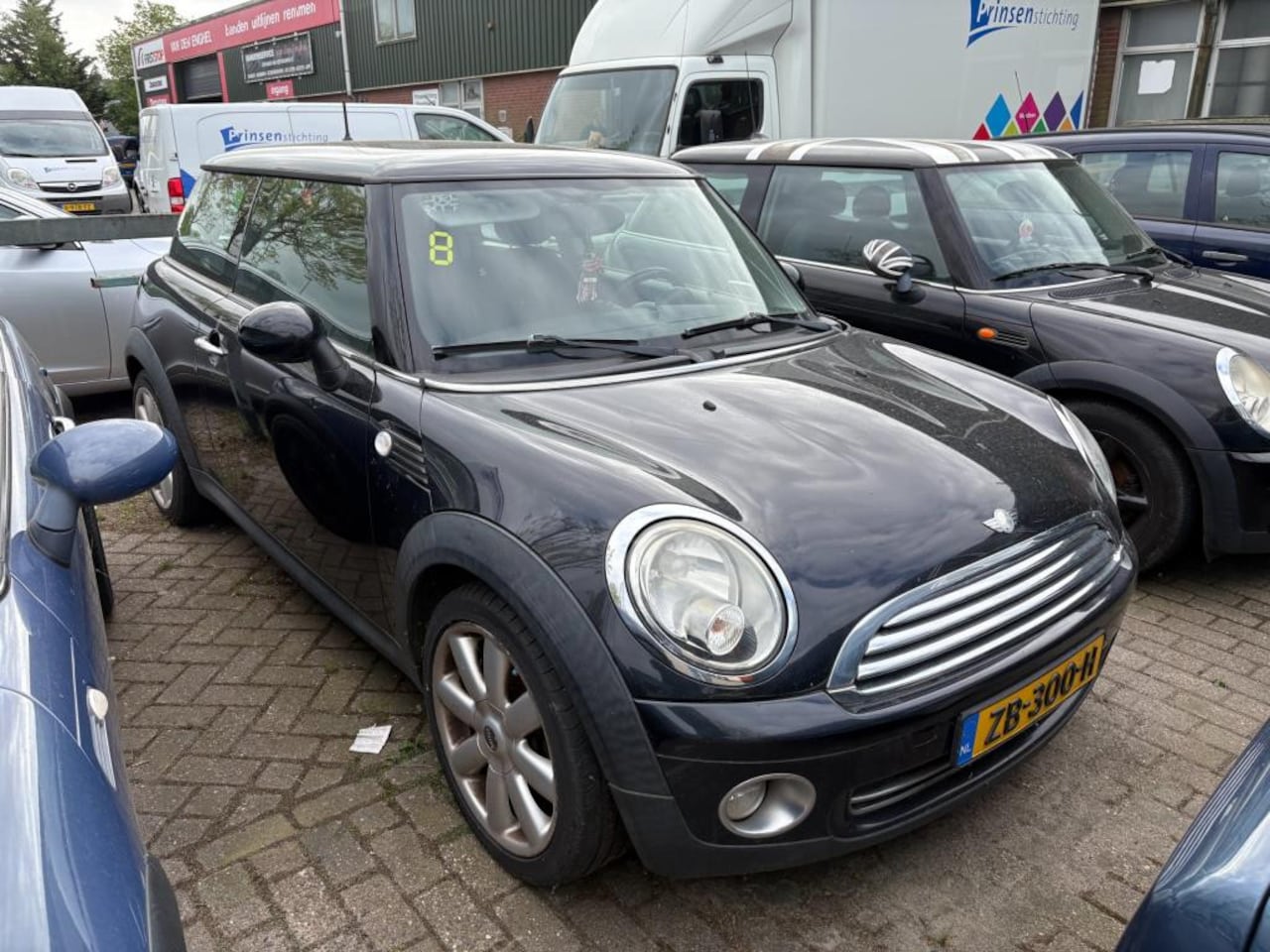MINI MINI