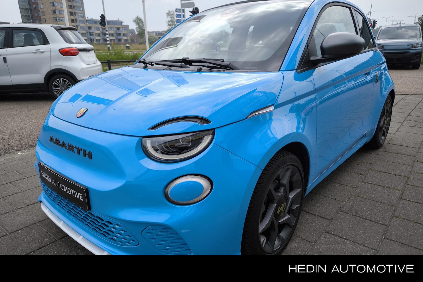 Fiat 500 Abarth - 42 kWh | Cabrio Urban 42kWh 155pk Automaat SCORPION MODE | NAVI | DAB | USB | CRUISE | 17' - AutoWereld.nl
