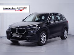 BMW X1 - sDrive18d High Executive Edition Leder Head-up Stoelverwarming Ledkoplampen NAP
