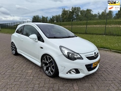 Opel Corsa - 1.6-16V Turbo OPC