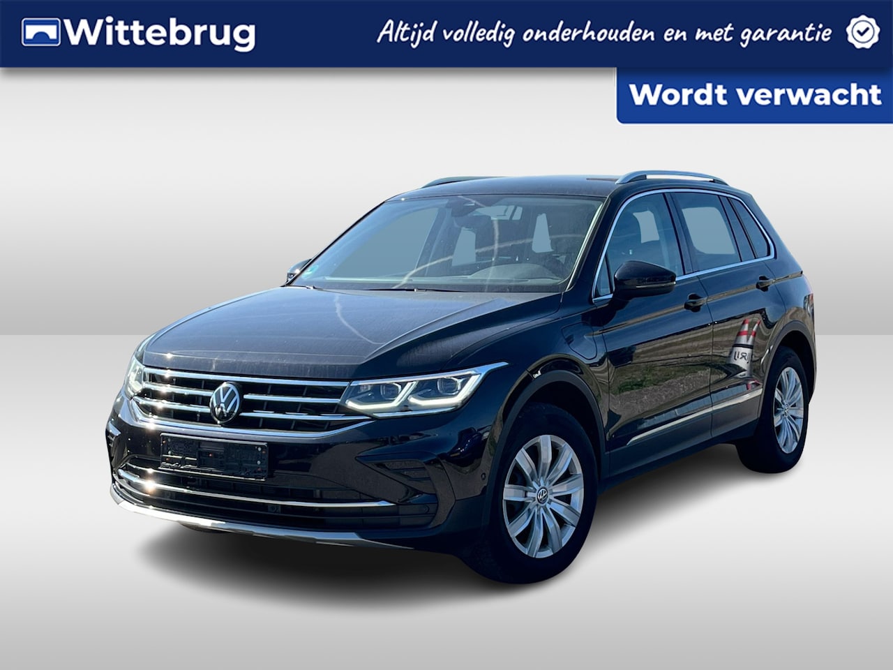 Volkswagen Tiguan - 1.4 TSI eHybrid Elegance / Trekhaak / IQ Led / Dodehoek detectie / Navigatie / Achteruitri - AutoWereld.nl