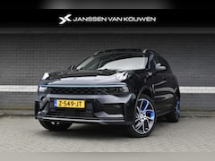 Lynk & Co 01 - 1.5 / PHEV / Panoramadak / Stoelverwarming / 360-Camera