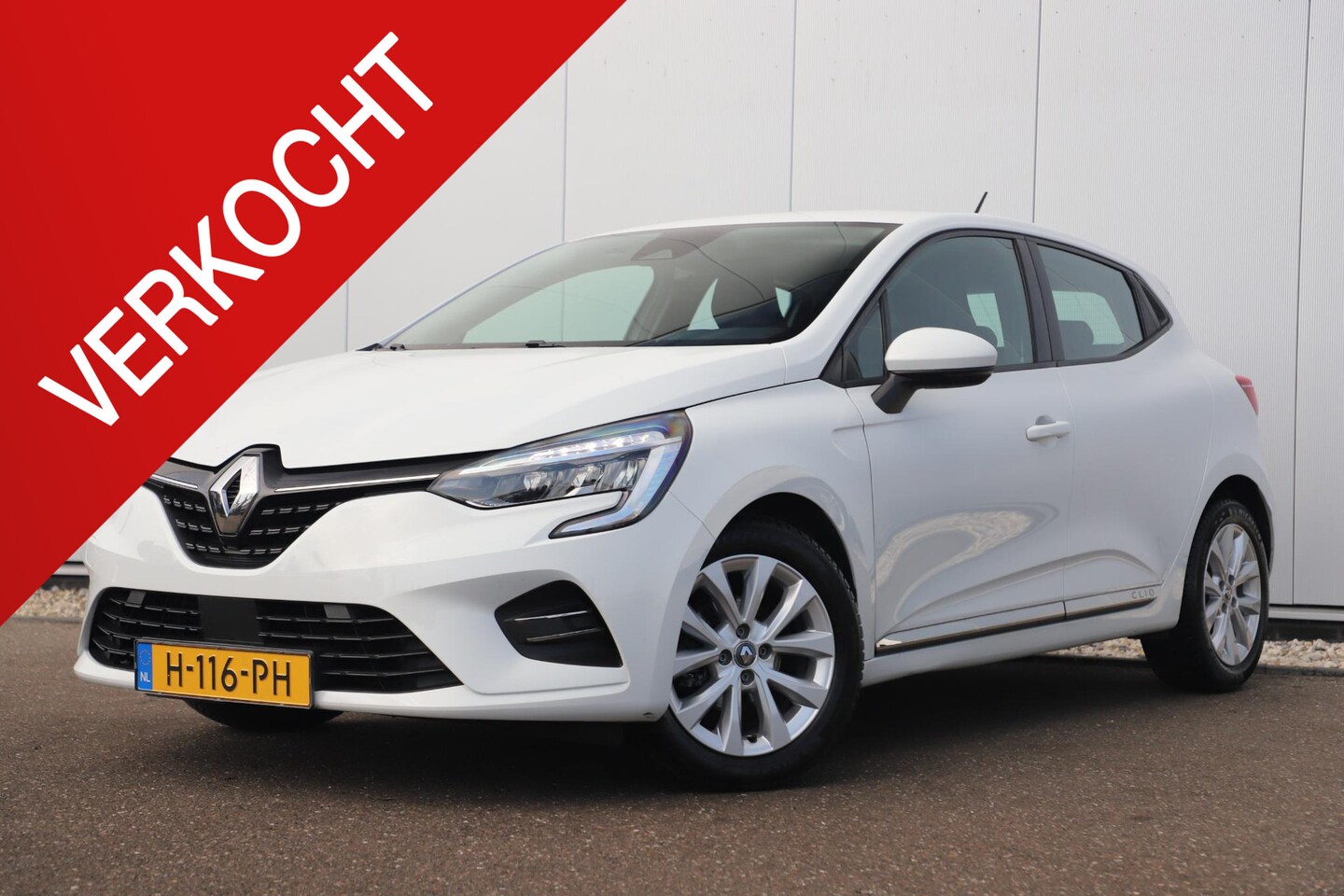 Renault Clio - 1.0 TCe Zen 101PK Navigatie Carplay Android Airco Cruise 16 inch LMV Rijstrooksensor - AutoWereld.nl