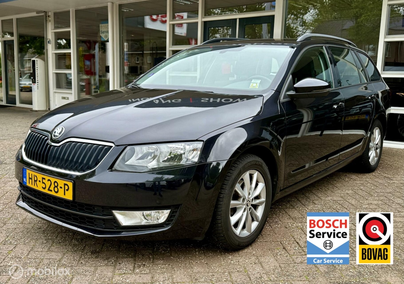 Skoda Octavia Combi - 1.2 TSI Greentech Style Navi, Climat, Bluetooth, Pdc, LM.. - AutoWereld.nl