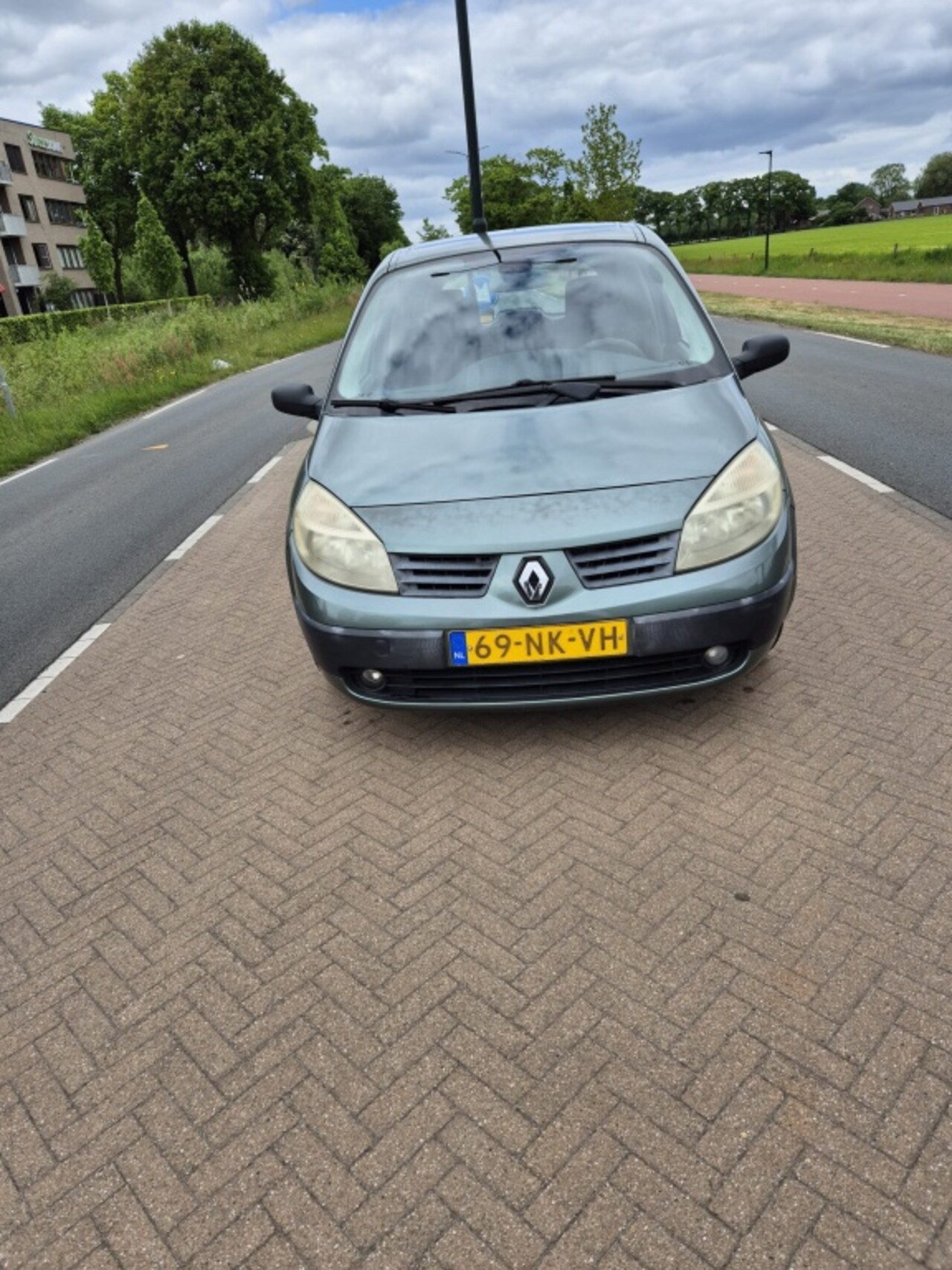 Renault Scénic - 1.6-16V Expr. Basis - AutoWereld.nl