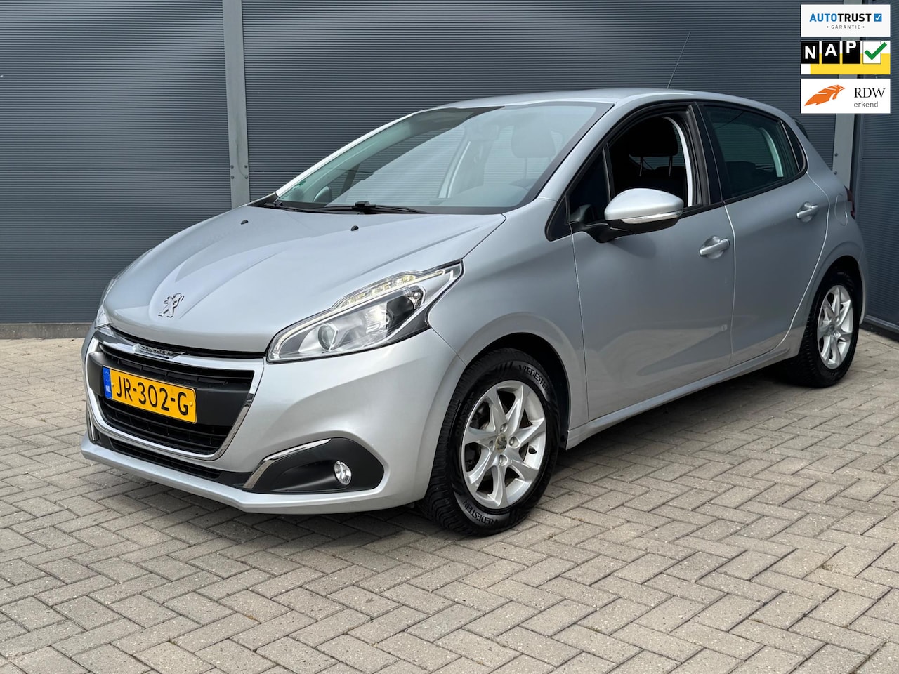 Peugeot 208 - 1.2 PureTech Led / Navi / Pdc / Nap - AutoWereld.nl