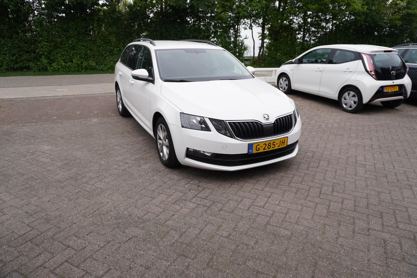 Skoda Octavia Combi - 1.0 TSI Greentech Business Edition CRUISE NAVI CARPLAY CLIMA - AutoWereld.nl