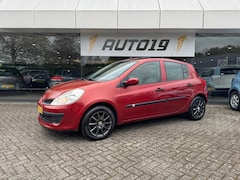Renault Clio - 1.2-16V Expression